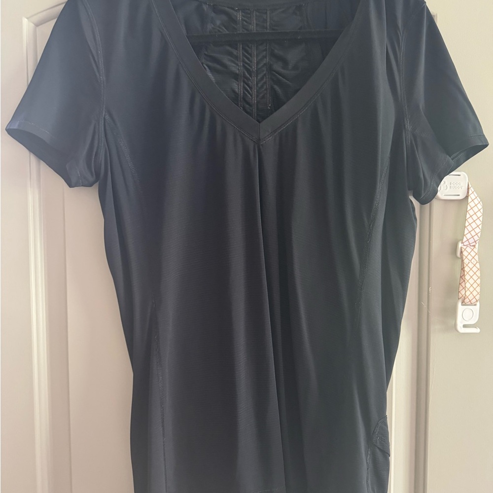 Black Lululemon V-Neck Women's Top